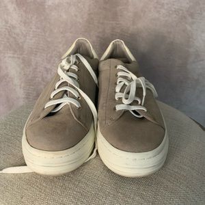 Joie platform sneakers size 7